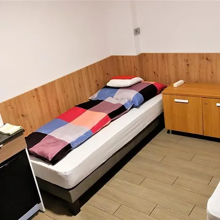 Gasthuis Voeroes Macska Vendeghaz