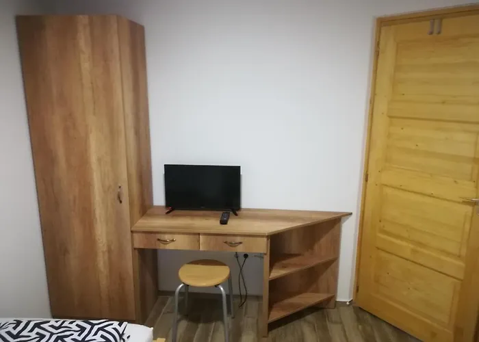 게스트하우스 Voeroes Macska Vendeghaz Szentkirályszabadja